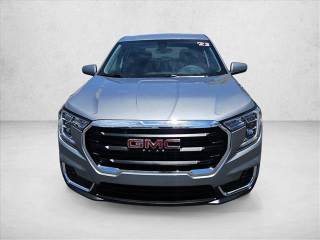 Certified 2023 GMC Terrain SLE FWD image 3