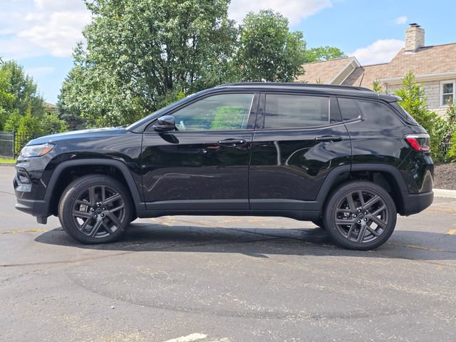 New 2026 Jeep Compass Limited w/ Sun, Sound & Navigation Group AWD/4WD image 25