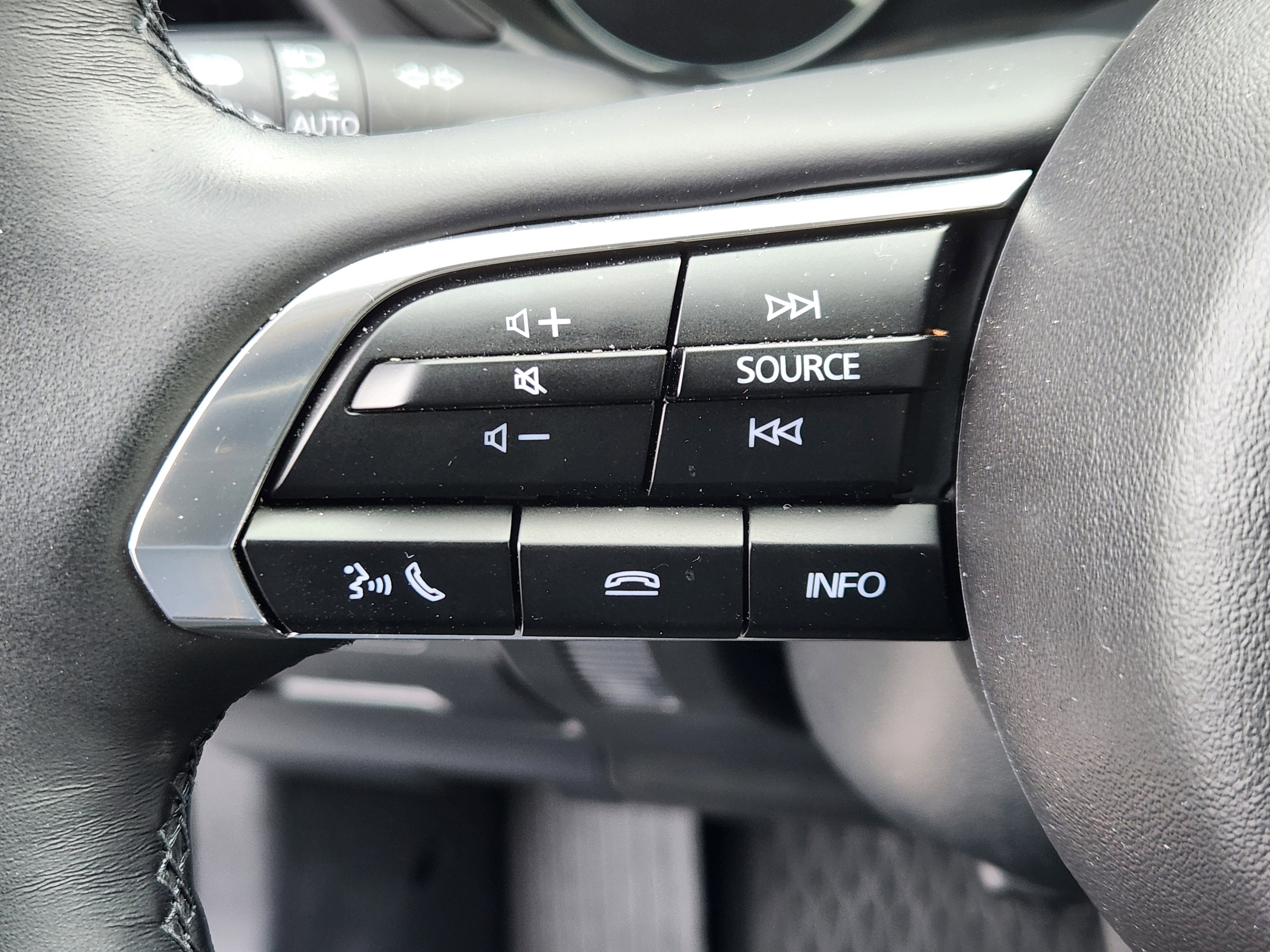 Certified 2025 MAZDA CX-30 AWD 2.5 S w/ Premium Package image 24