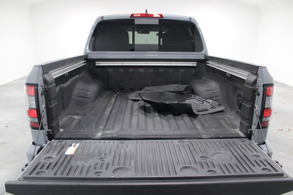 Used 2023 Nissan Frontier Pro-X w/ Pro-X Premium Package image 17