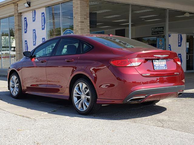 Used 2015 Chrysler 200 S w/ Comfort Group image 3