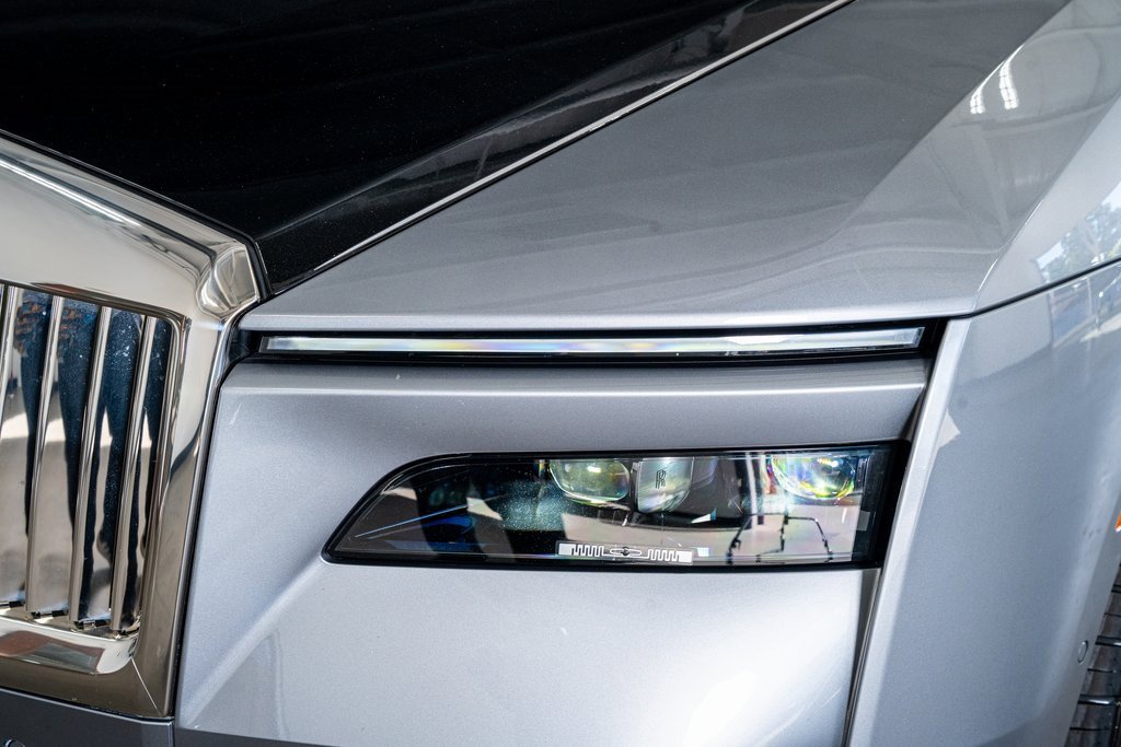 Used 2024 Rolls-Royce Spectre w/ Spectre Launch Package image 14