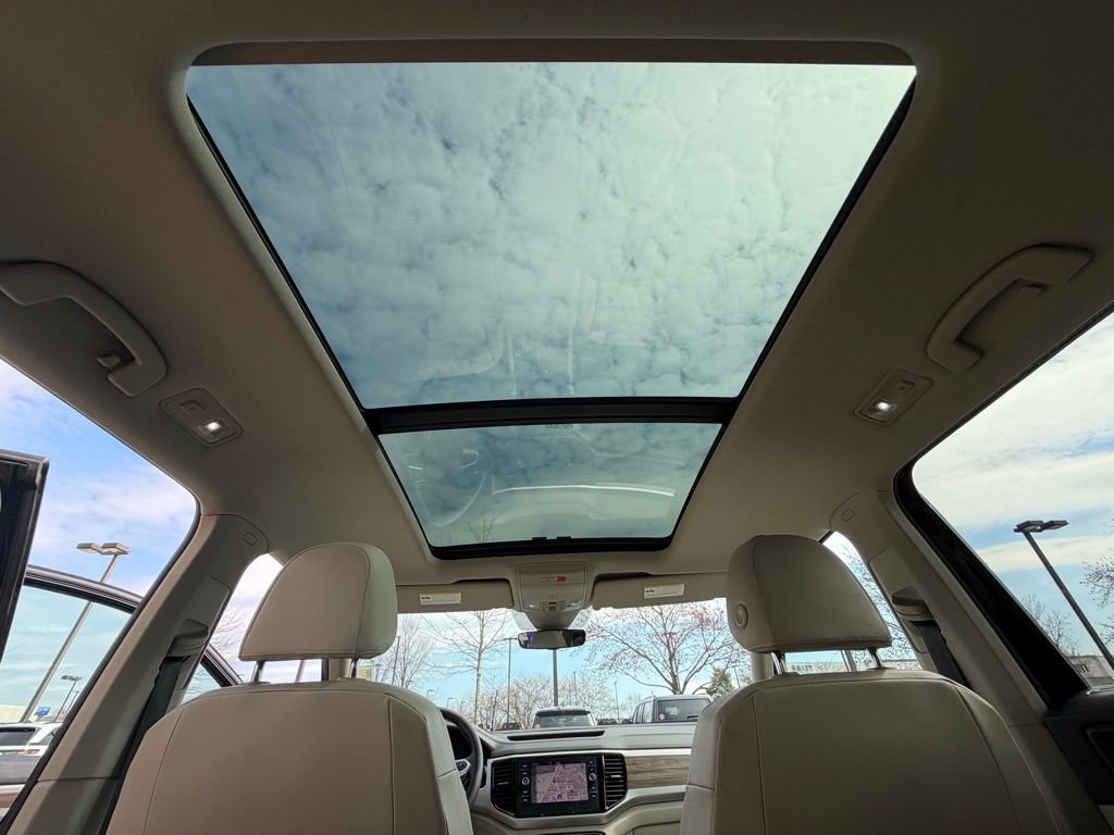 Used 2021 Volkswagen Atlas SEL image 31