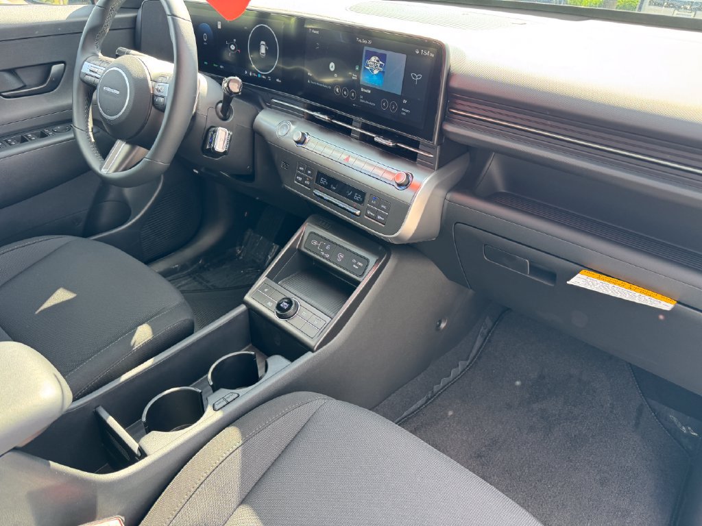New 2025 Hyundai Kona SEL FWD image 9