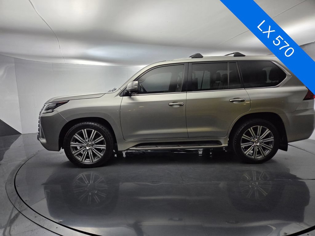 Used 2017 Lexus LX 570 4WD w/ Luxury Package image 3