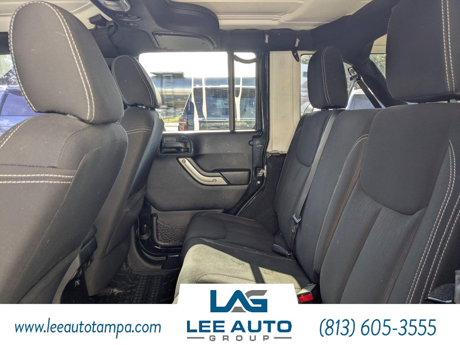 Used 2015 Jeep Wrangler Unlimited Sahara w/ Connectivity Group image 12