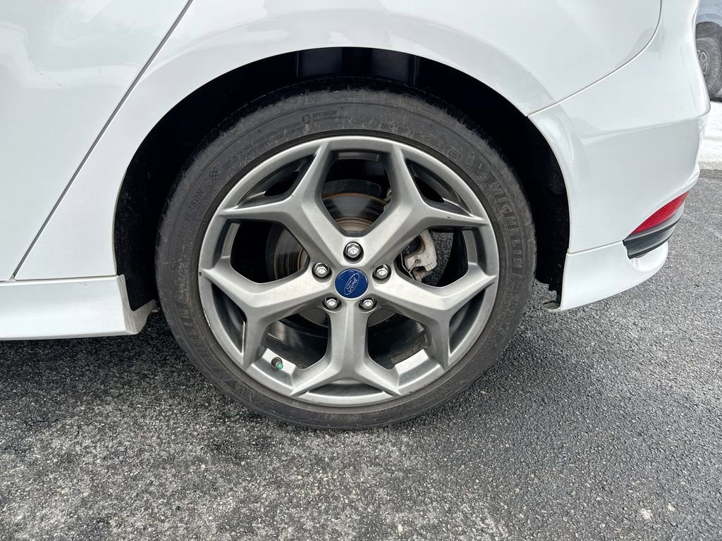 Used 2015 Ford Focus ST image 27
