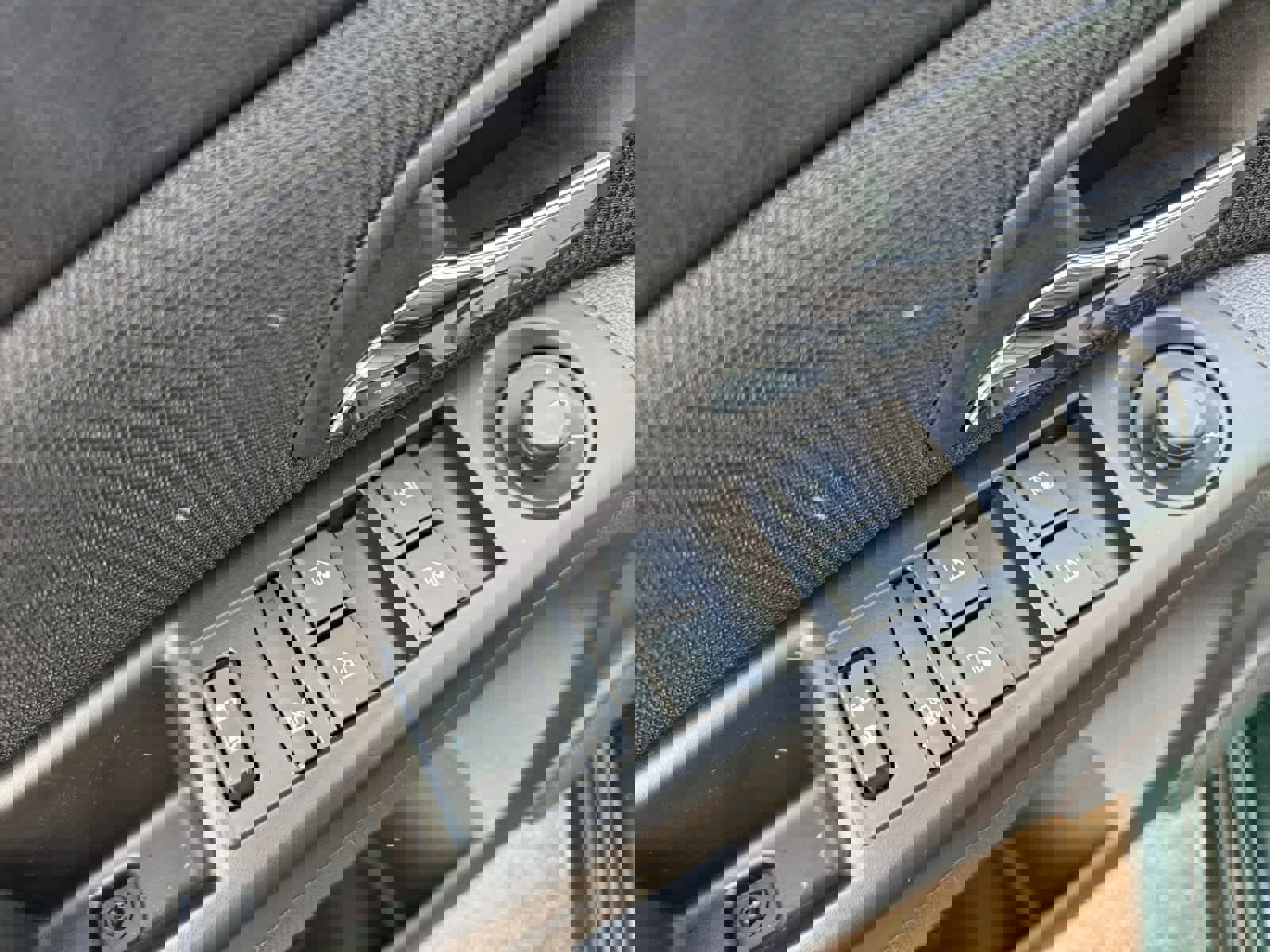 Used 2015 Chevrolet Cruze LT image 15