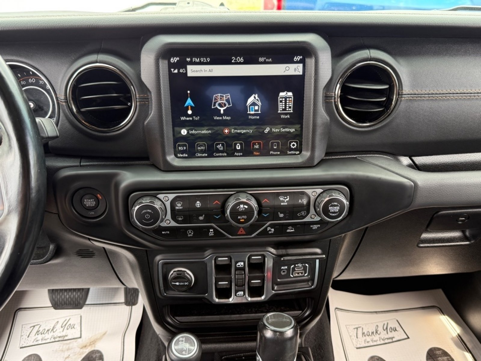 Used 2021 Jeep Gladiator Overland AWD/4WD image 11