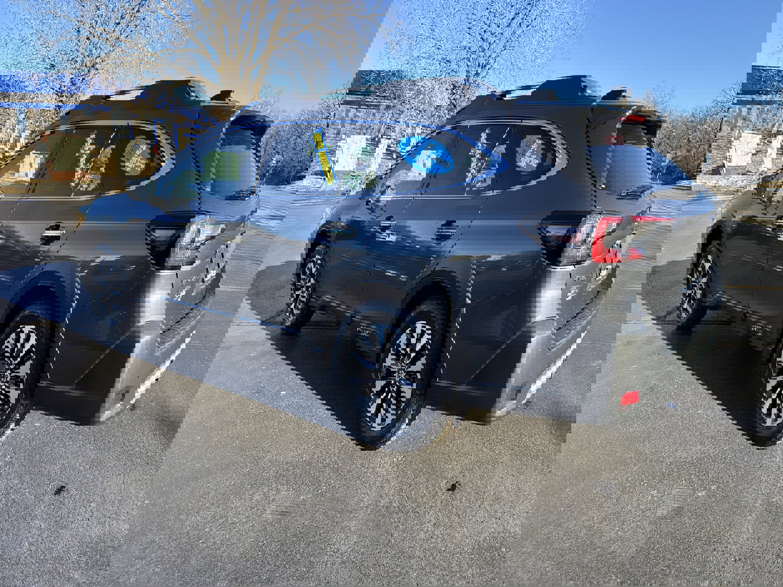 Used 2024 Subaru Outback Touring XT image 3