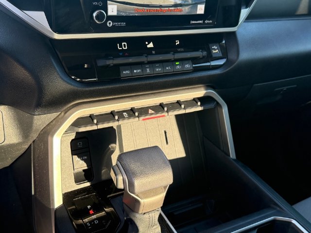 Used 2022 Toyota Tundra SR5 AWD/4WD image 19