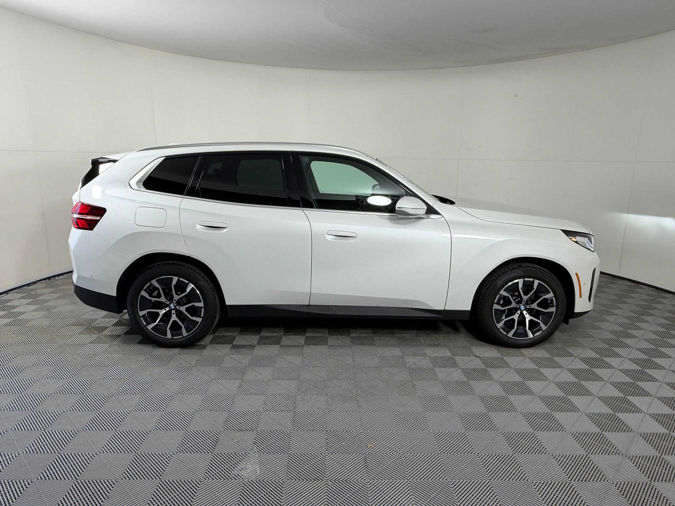 Used 2026 BMW X3 xDrive30i AWD/4WD image 8