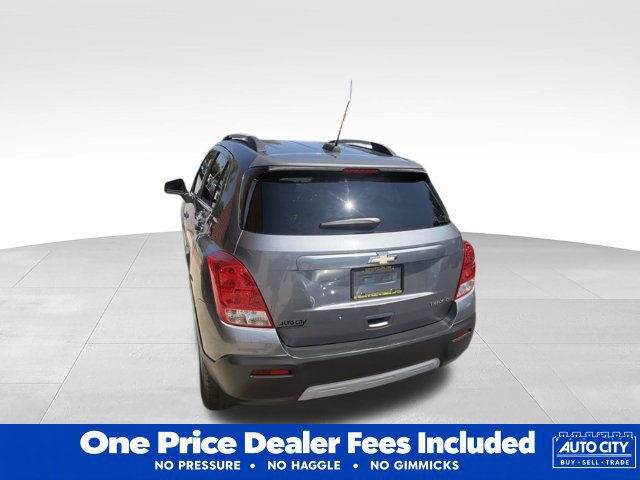 Used 2015 Chevrolet Trax LT w/ LT Sun and Sound Package FWD image 36