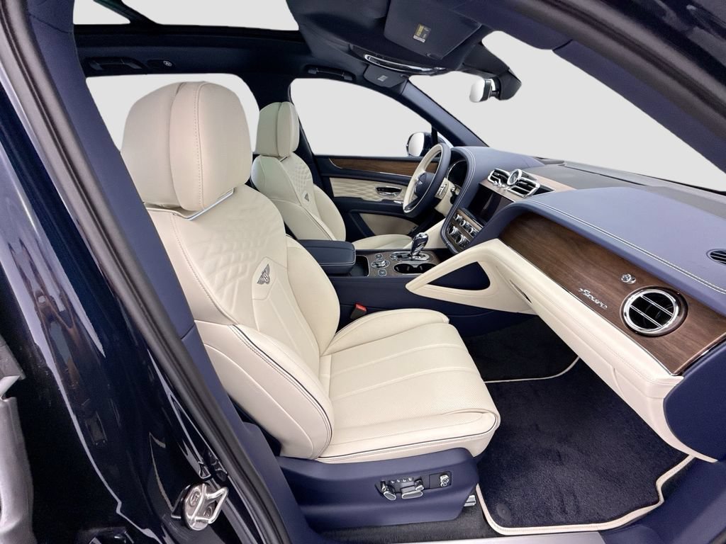 New 2026 Bentley Bentayga Extended Wheelbase AWD/4WD image 19