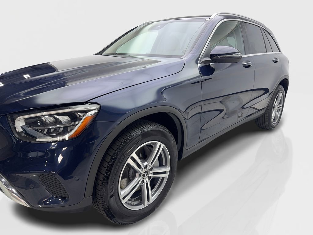Used 2022 Mercedes-Benz GLC 300 4MATIC image 11