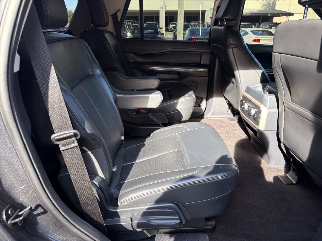 Certified 2023 Ford Expedition XLT RWD image 30