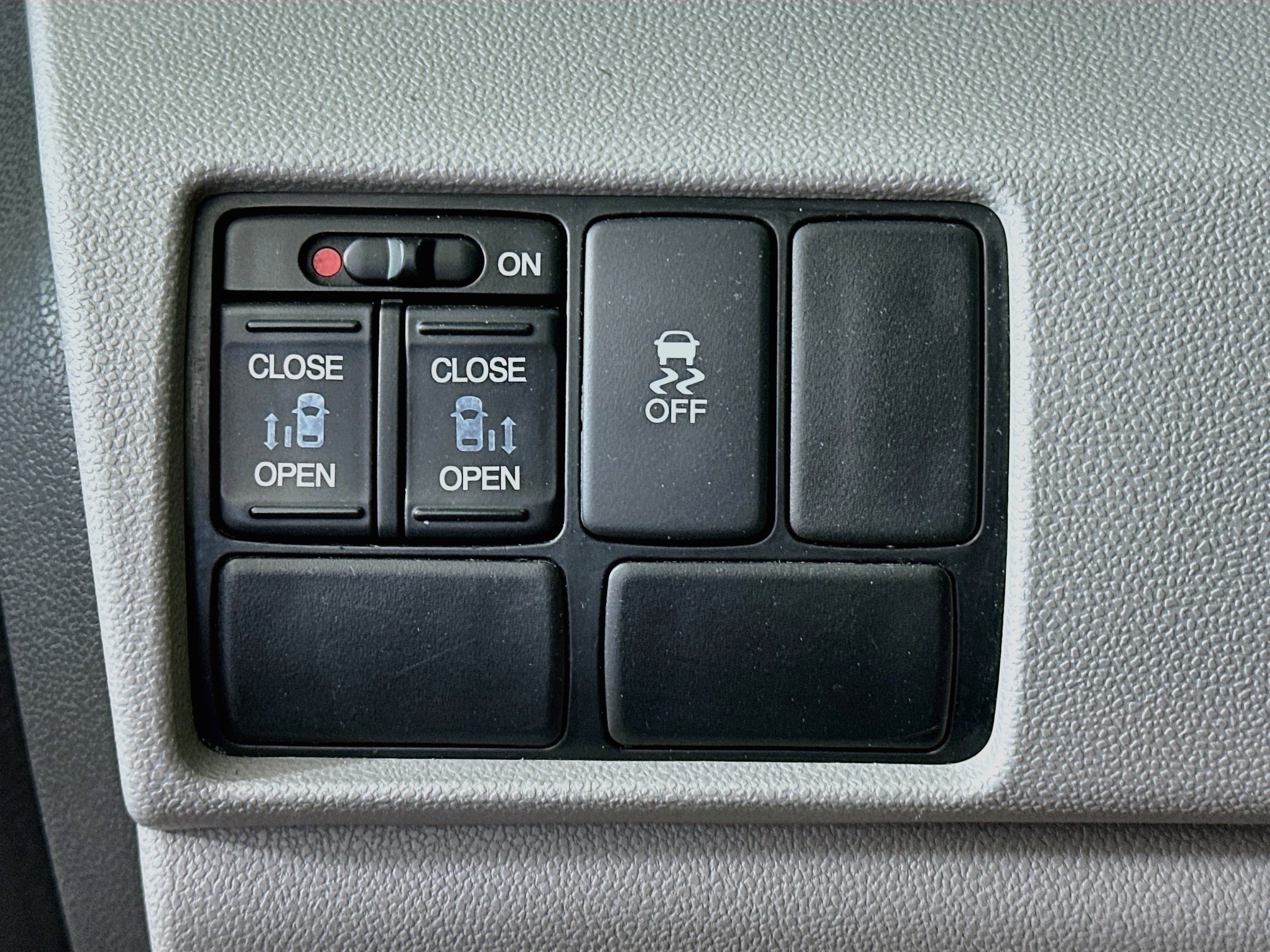 Used 2016 Honda Odyssey EX image 16
