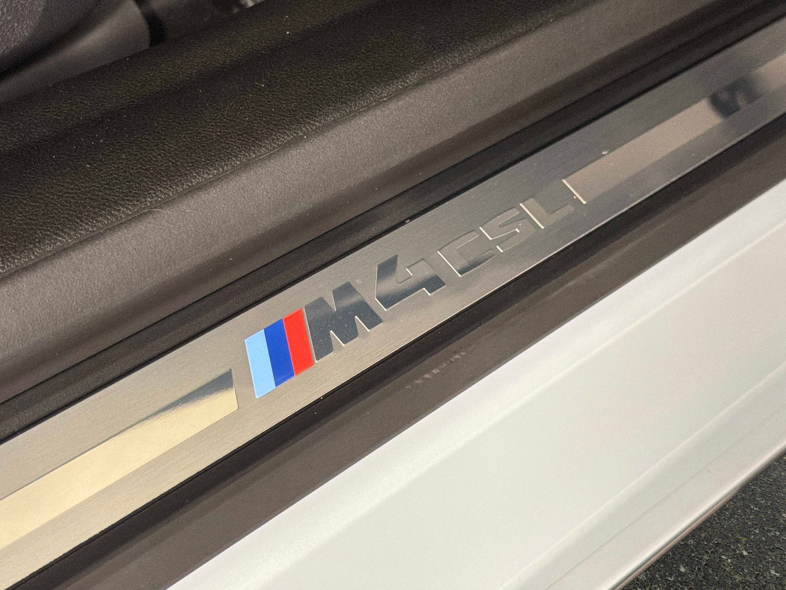 Used 2023 BMW M4 CSL RWD image 26