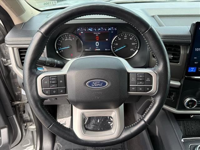 Used 2024 Ford Expedition Max XLT AWD/4WD image 17