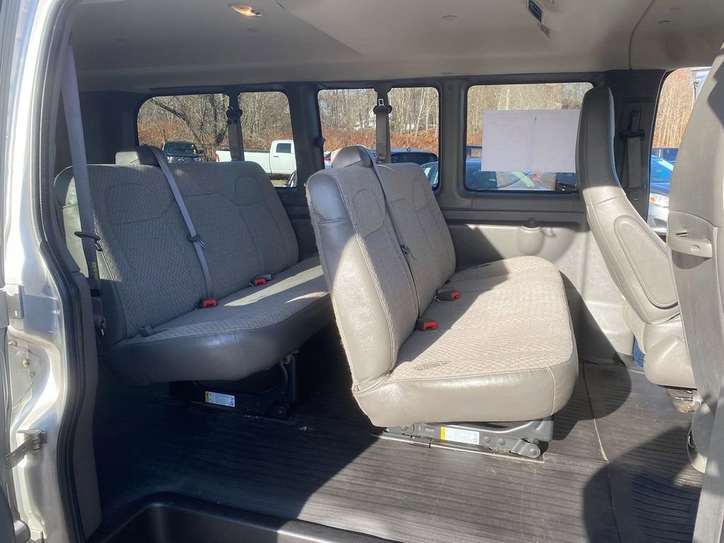 Used 2017 Chevrolet Express 2500 LS image 25