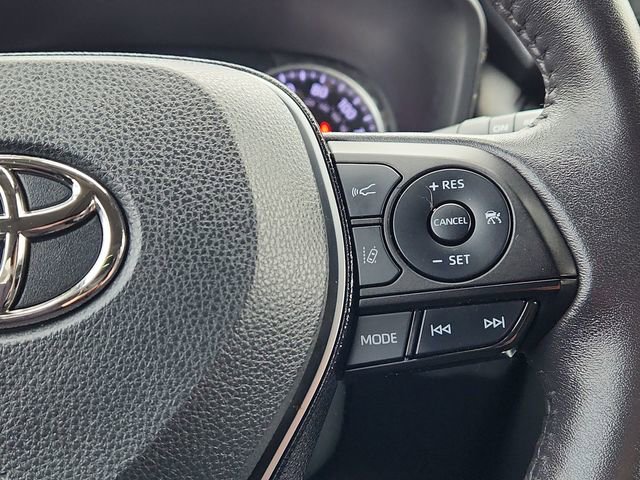 Used 2021 Toyota RAV4 XLE w/ Convenience Package image 41