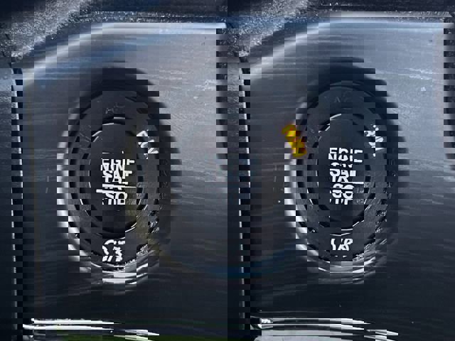 Used 2021 Jeep Grand Cherokee Limited image 20