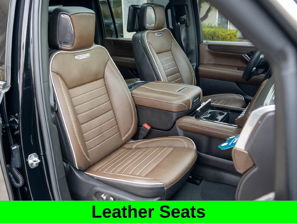 Certified 2025 GMC Yukon XL Denali Ultimate AWD/4WD image 10