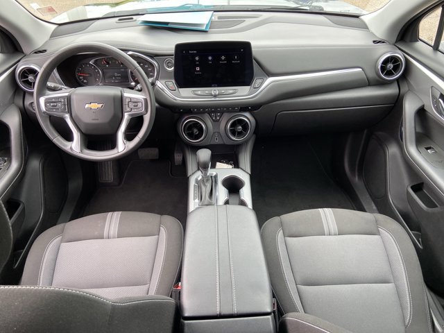 Used 2025 Chevrolet Blazer LT FWD image 48