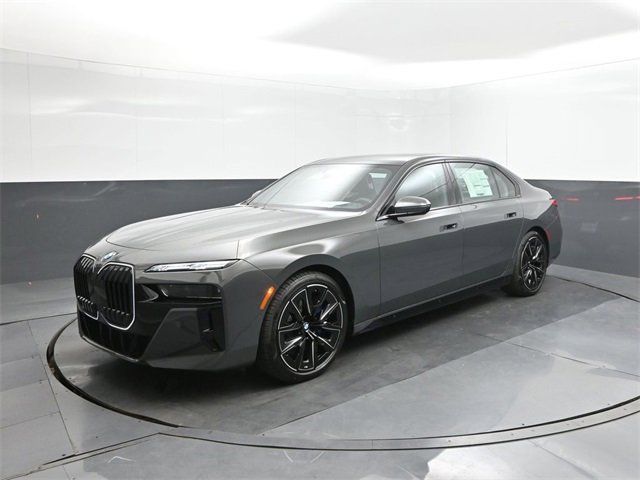 New 2025 BMW 740i xDrive w/ Executive Package image 34