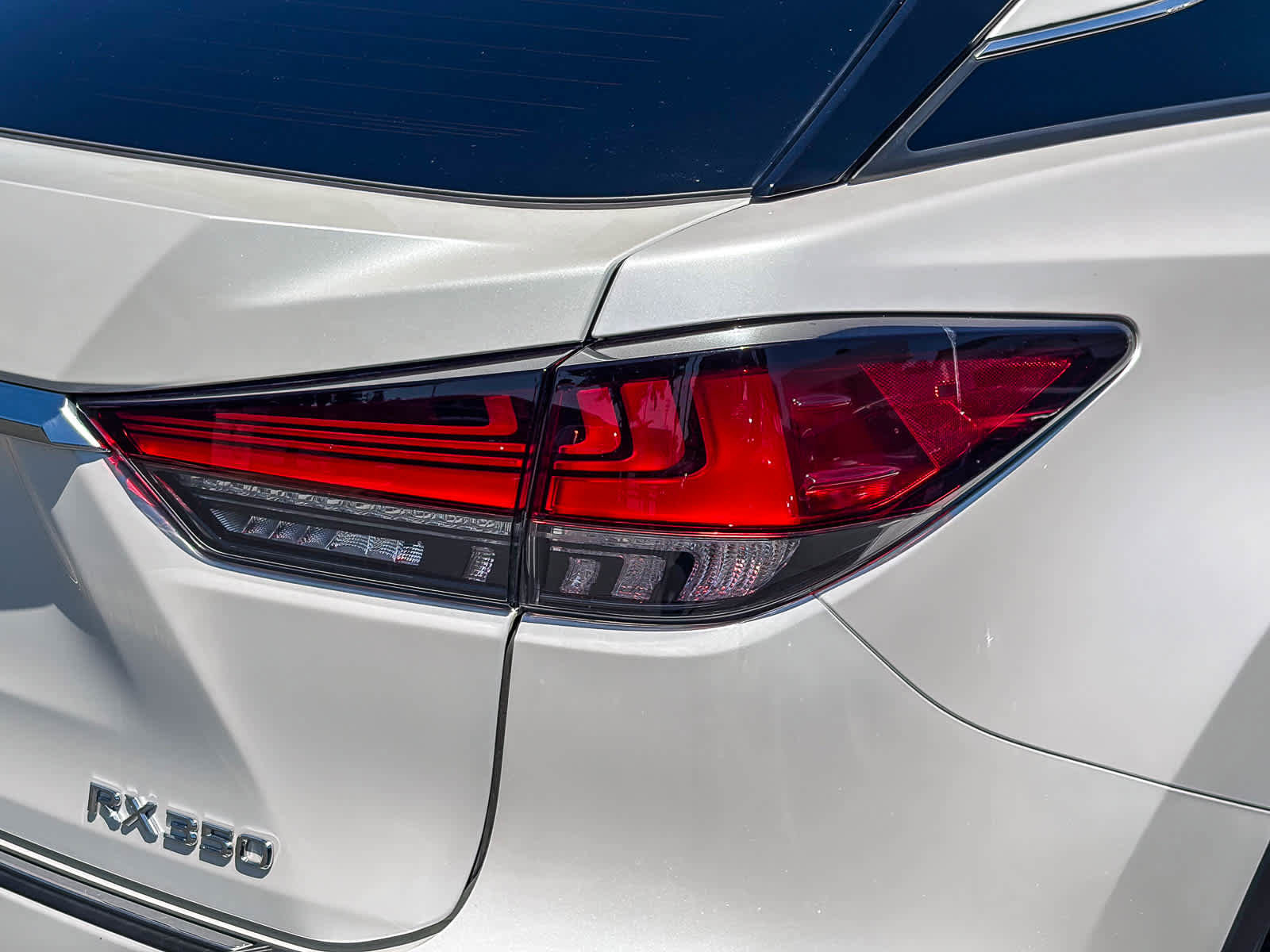 Certified 2022 Lexus RX 350 AWD w/ Luxury Package image 8
