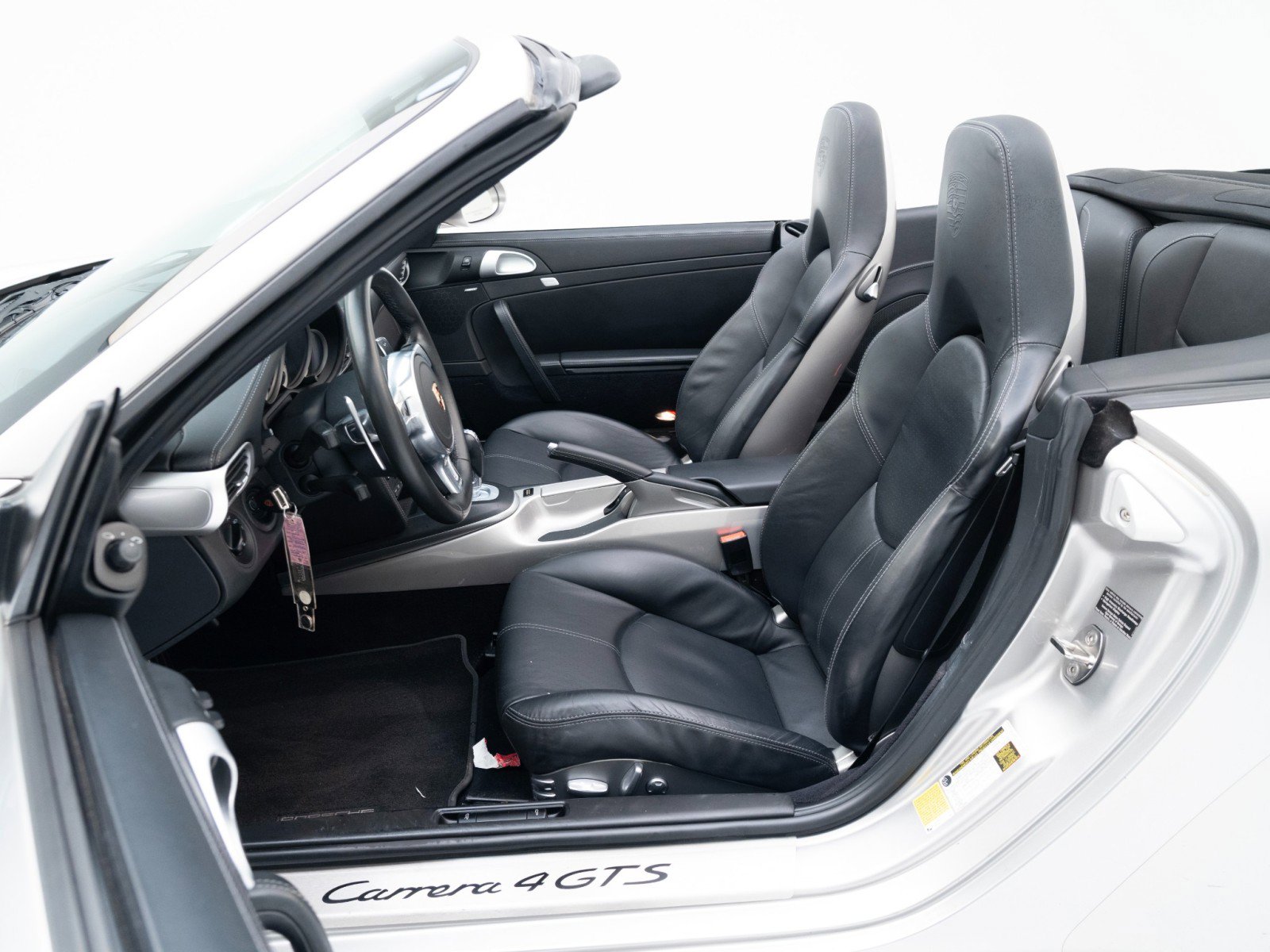 Used 2012 Porsche 911 Carrera 4 GTS image 17