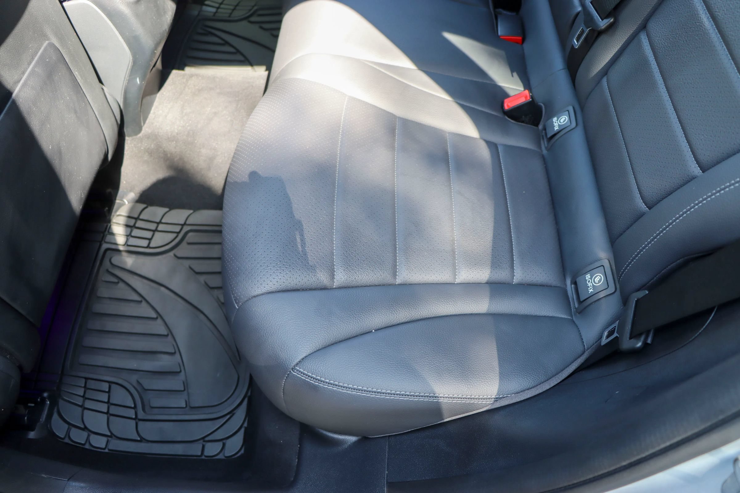 Used 2020 Mercedes-Benz GLC 300 image 18