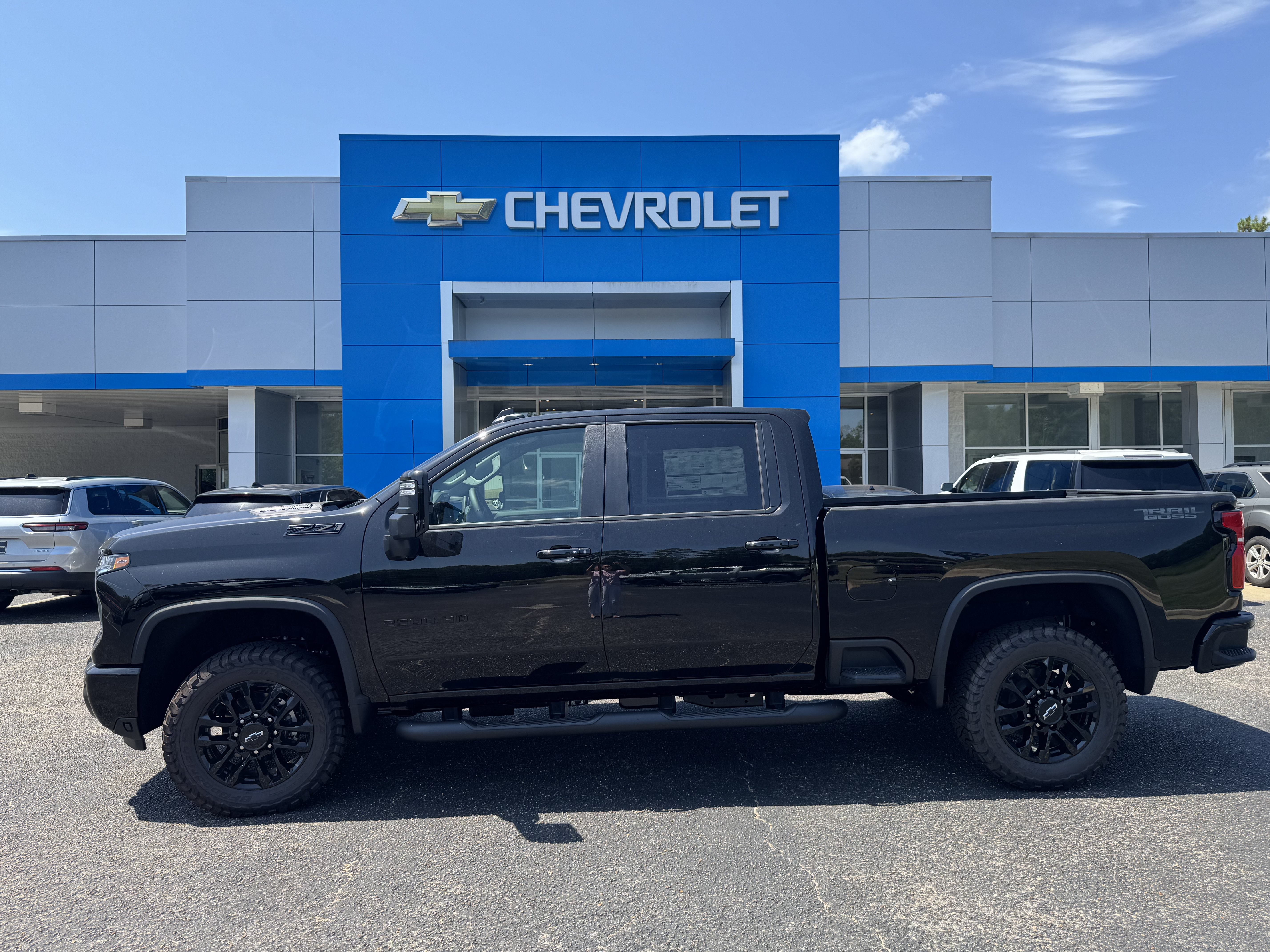 New 2026 Chevrolet Silverado 2500 LT w/ Trail Boss Package