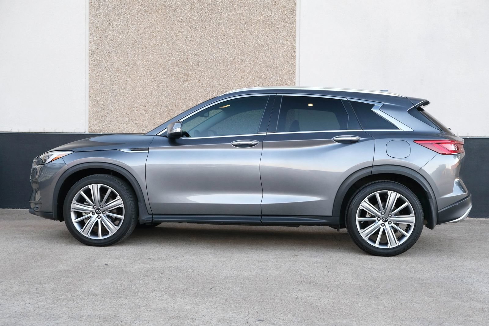 Used 2022 INFINITI QX50 Sensory FWD image 6