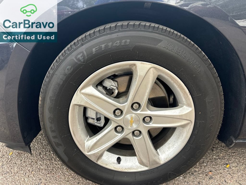 Certified 2022 Chevrolet Malibu LS w/ Driver Confidence Package II FWD image 2