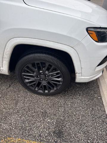 Used 2022 Jeep Compass High Altitude image 2