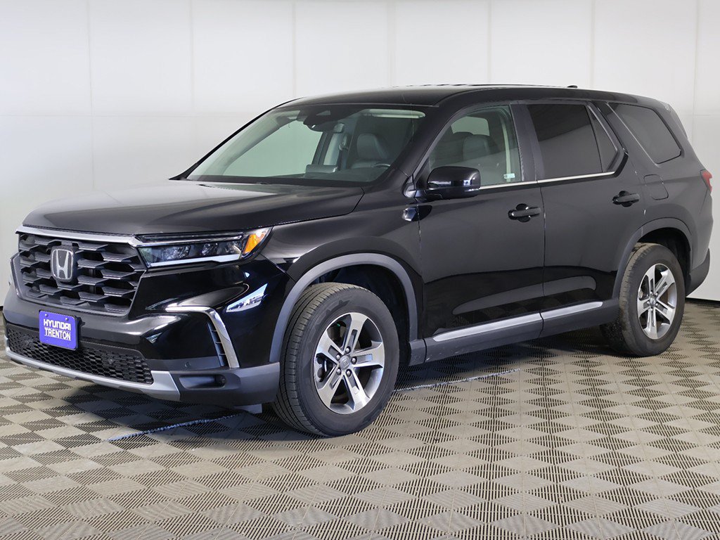 Used 2025 Honda Pilot EX-L image 8