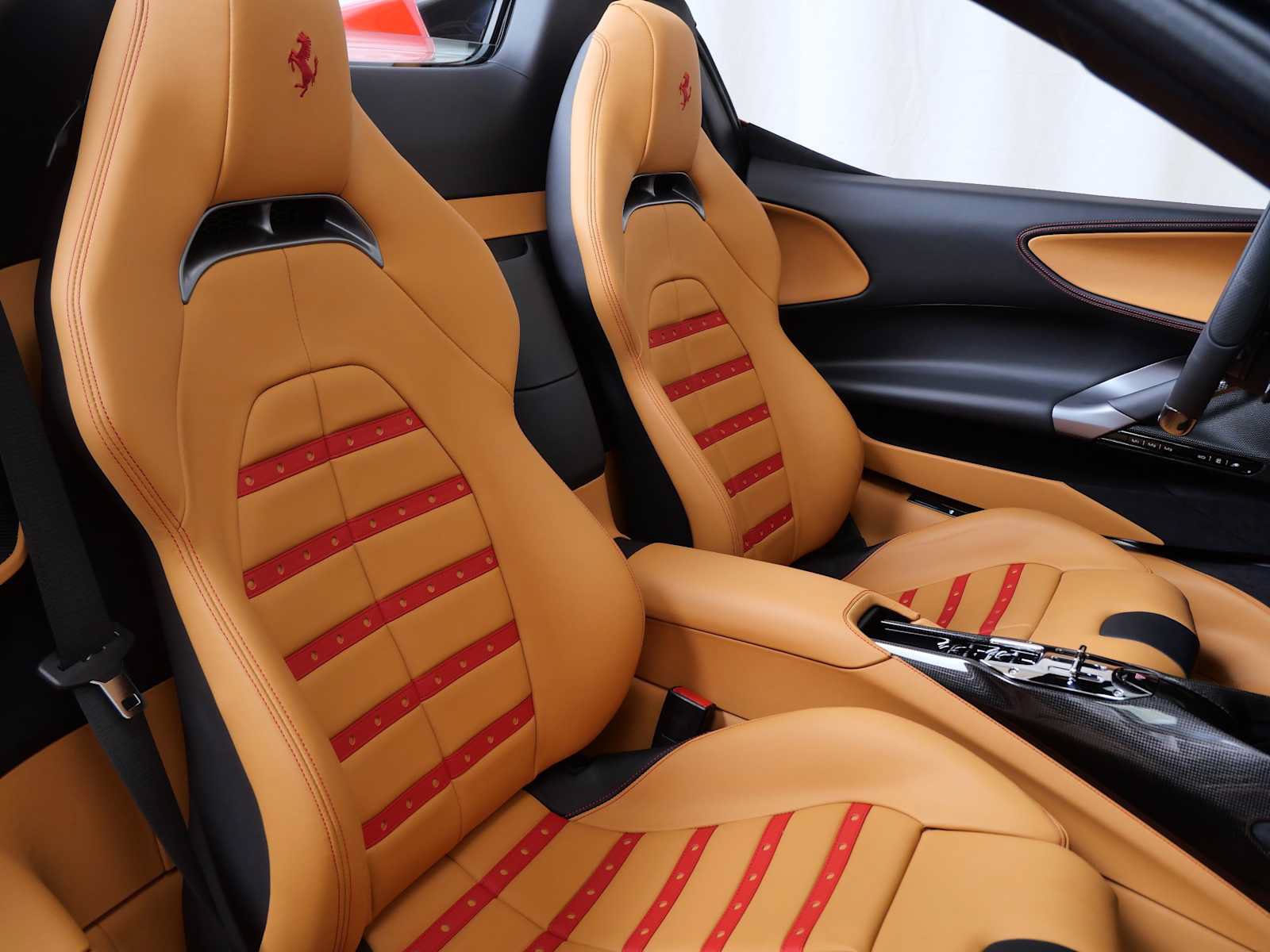 Used 2024 Ferrari SF90 Spider AWD/4WD image 17