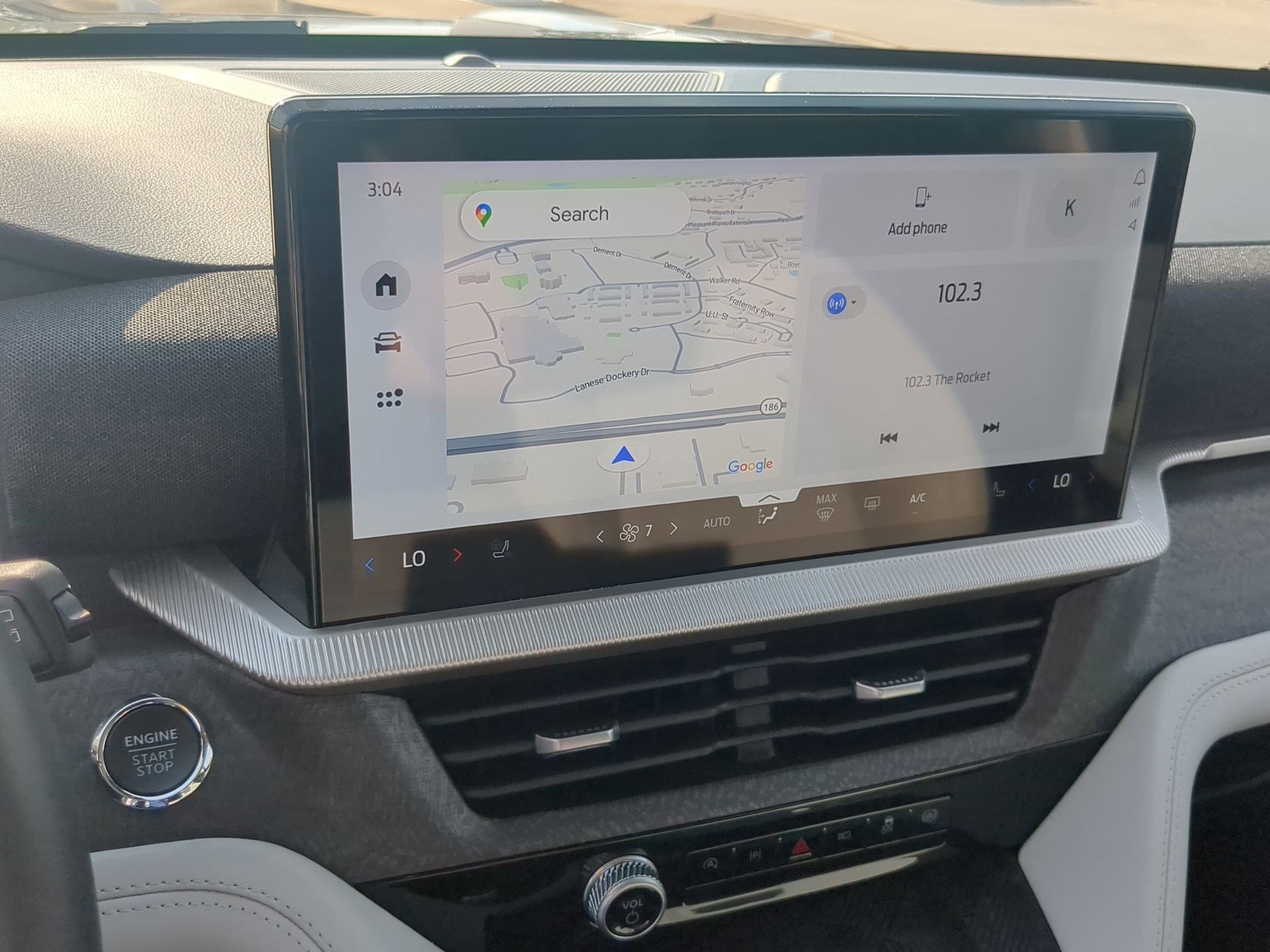 Used 2025 Ford Explorer Platinum w/ Ultimate Package image 17