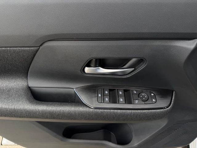 New 2026 Nissan Kicks SV w/ Cold Weather Package FWD image 17