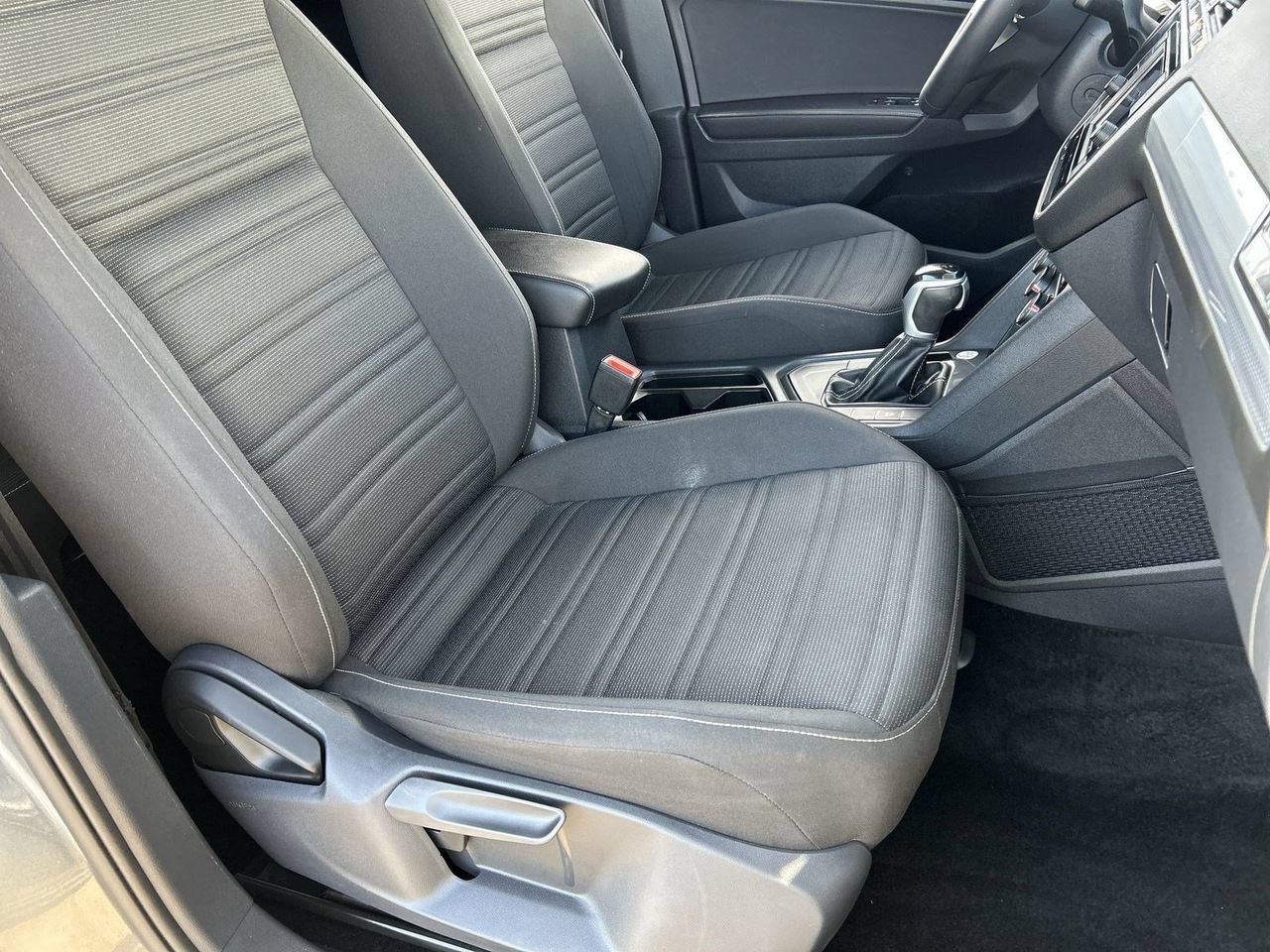 Used 2024 Volkswagen Tiguan S FWD image 8