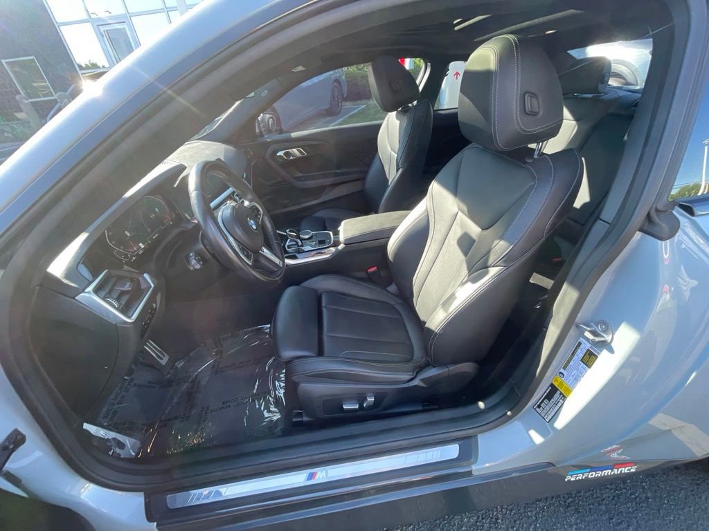 Used 2022 BMW 230i Coupe w/ M Sport Package RWD image 13