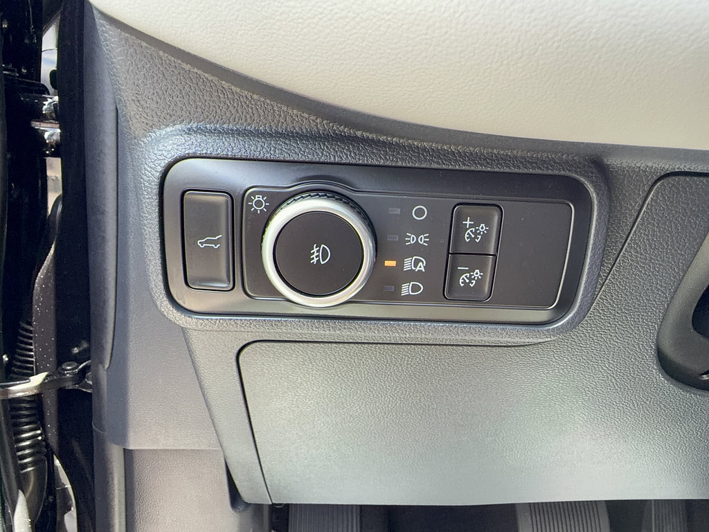 Certified 2025 Ford Explorer Active w/ Active Comfort Package AWD/4WD image 28