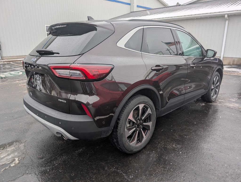 Used 2023 Ford Escape Platinum w/ Premium Technology Package image 6