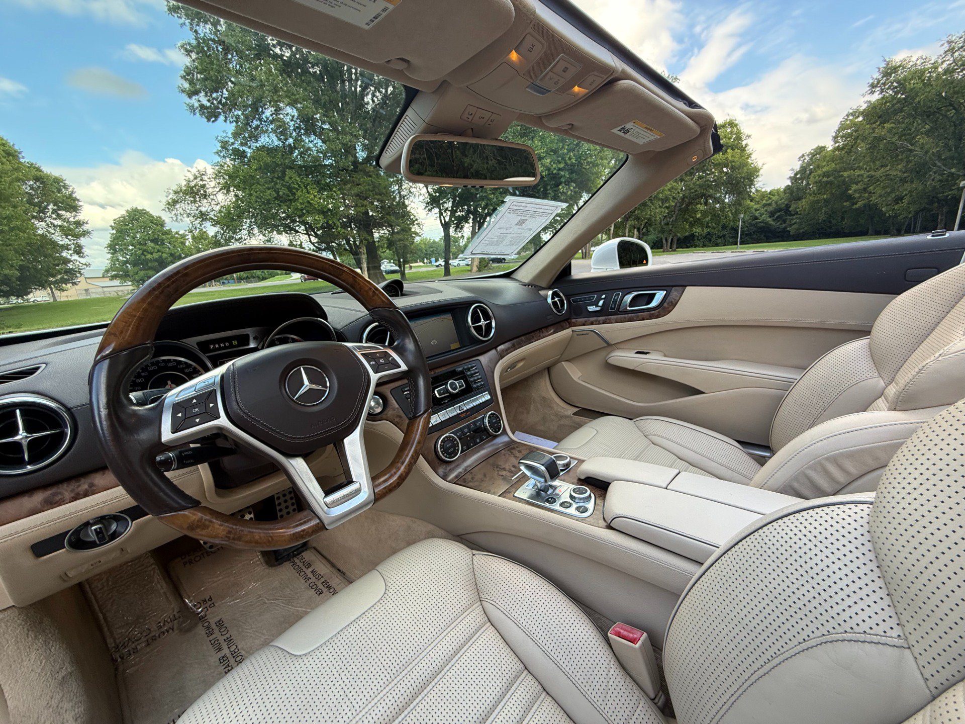 Used 2013 Mercedes-Benz SL 63 AMG image 28