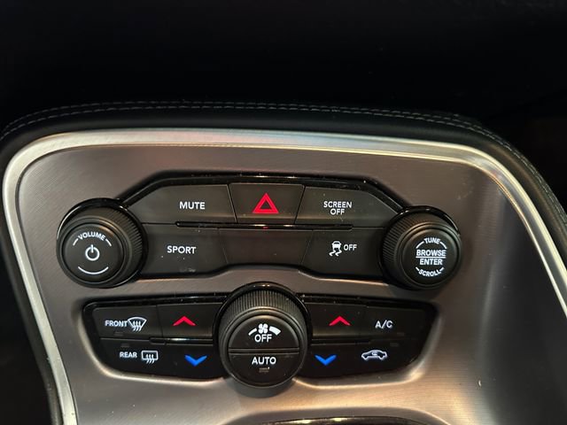 Used 2020 Dodge Challenger SXT w/ Blacktop Package image 27