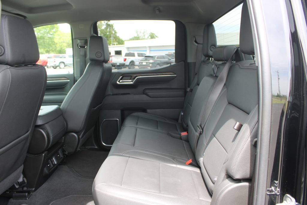 Used 2025 GMC Sierra 1500 SLT AWD/4WD image 22