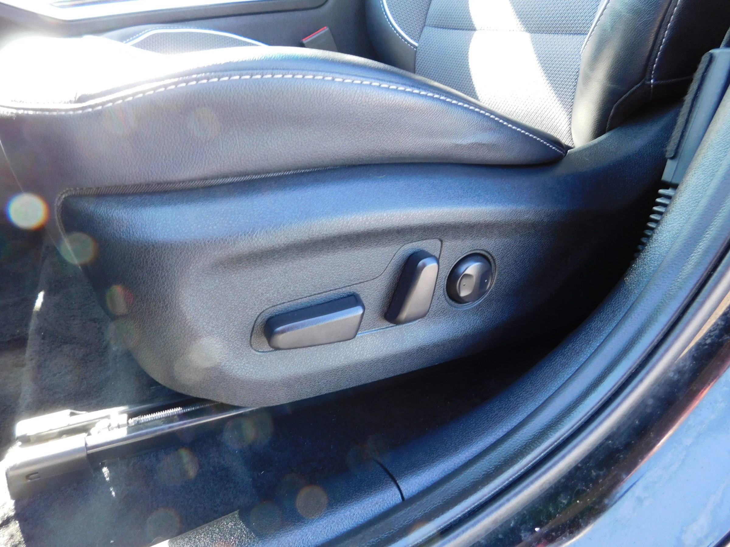 Used 2022 Kia Niro EX w/ Cold Weather Package image 16