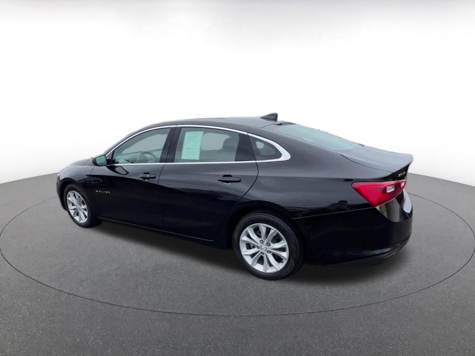 Used 2024 Chevrolet Malibu LT image 10