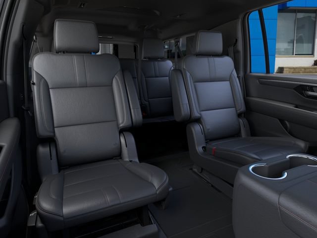 New 2026 Chevrolet Suburban RST w/ Comfort Package AWD/4WD image 17